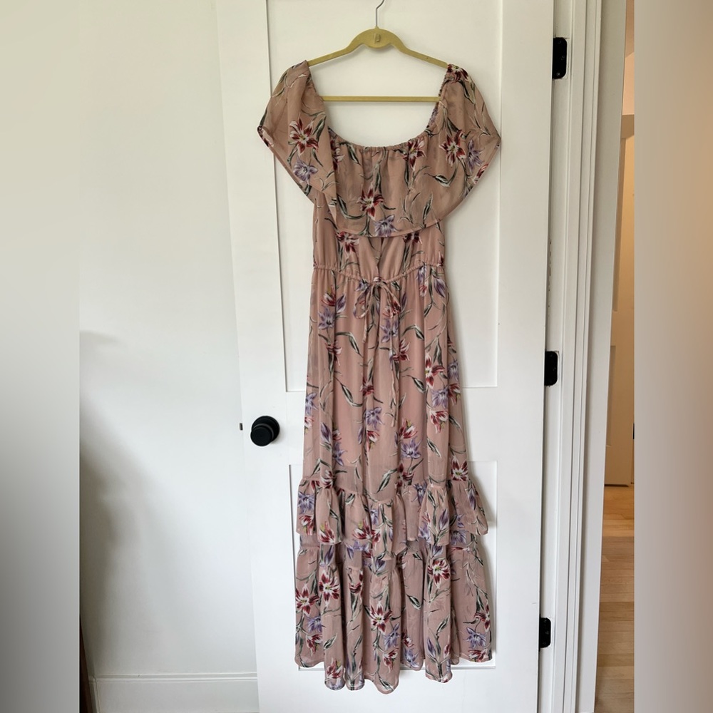 Love Fire (from Nordstrom) size L, off the shoulder, maxi, floral dress